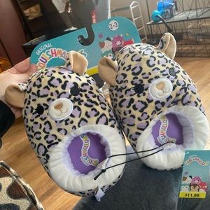 Squishmallows slippers never been worn